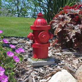 SMALL FIRE HYDRANT STATUE