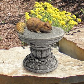 HUNTER THE WOODLAND SQUIRREL STATUE